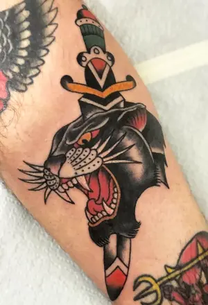 Tatuaje tradicional realizado por Fat Mark Tattoo